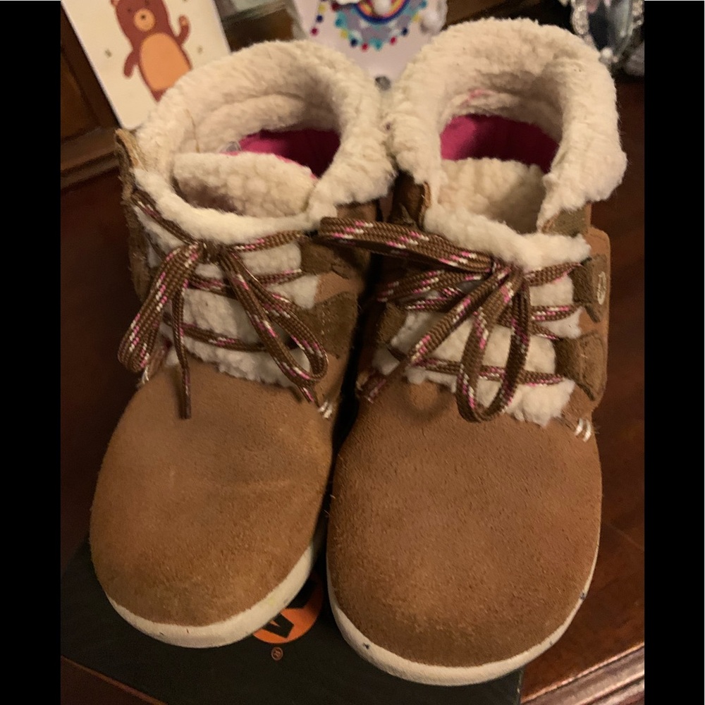 Merrill Bare Steps Cocoa Jr boots. Size toddler 9 wide.